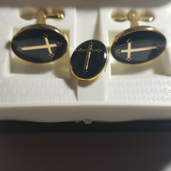 Other - "Cross" Cufflink & Tie Pin Set